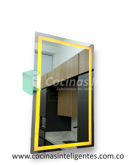 Espejo con luz cálida 62 x103 cm